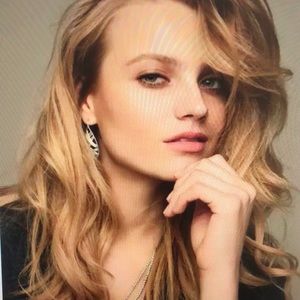 Meet your Posher, Judith